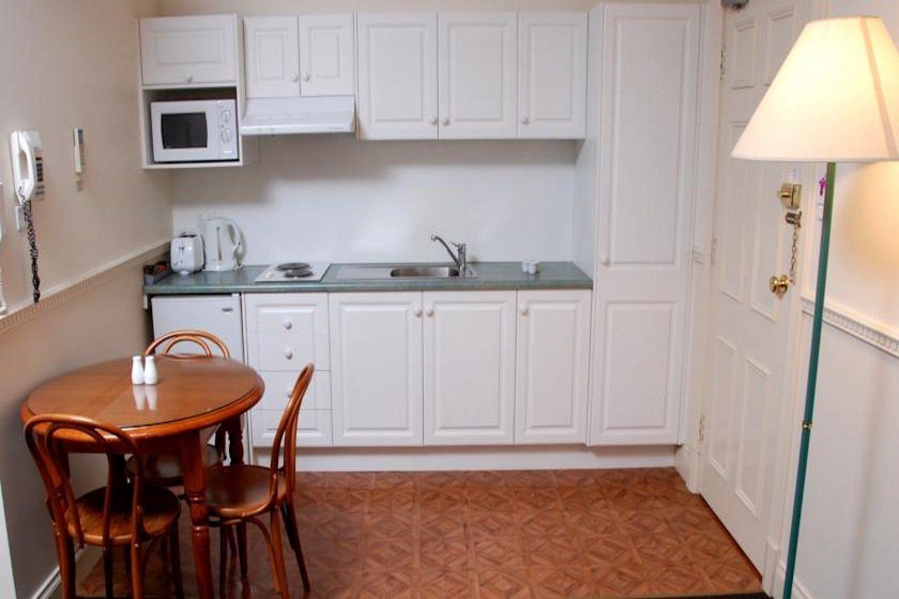 Majestic Tynte Street Apartments Аделейд Екстериор снимка